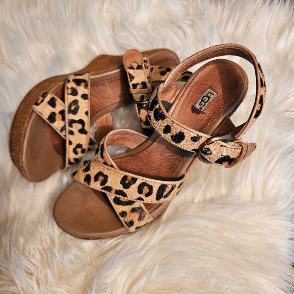 Cow Skin Ugg Wedge Sandal High Heel 6.5 Womens